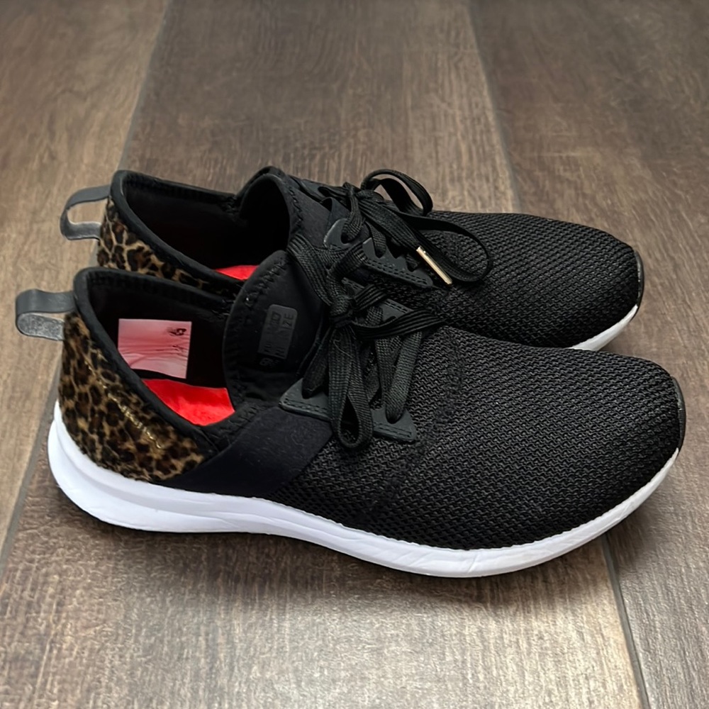 New Balance Women’s Sneaker